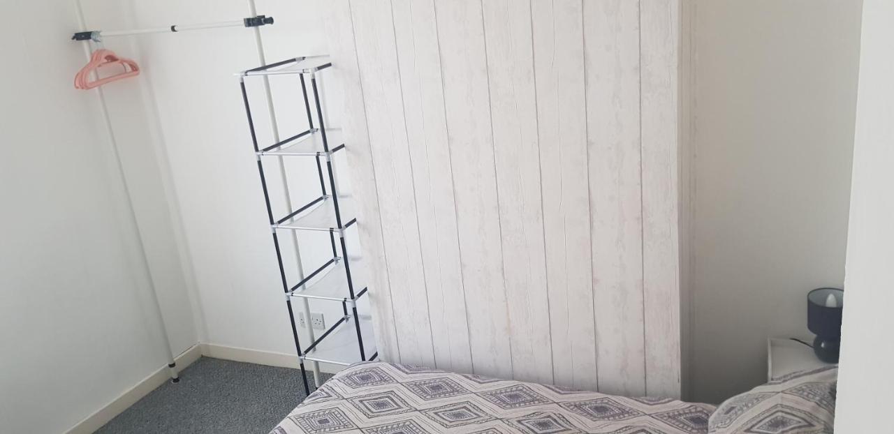 Room In A Shared House! Liverpool Extérieur photo